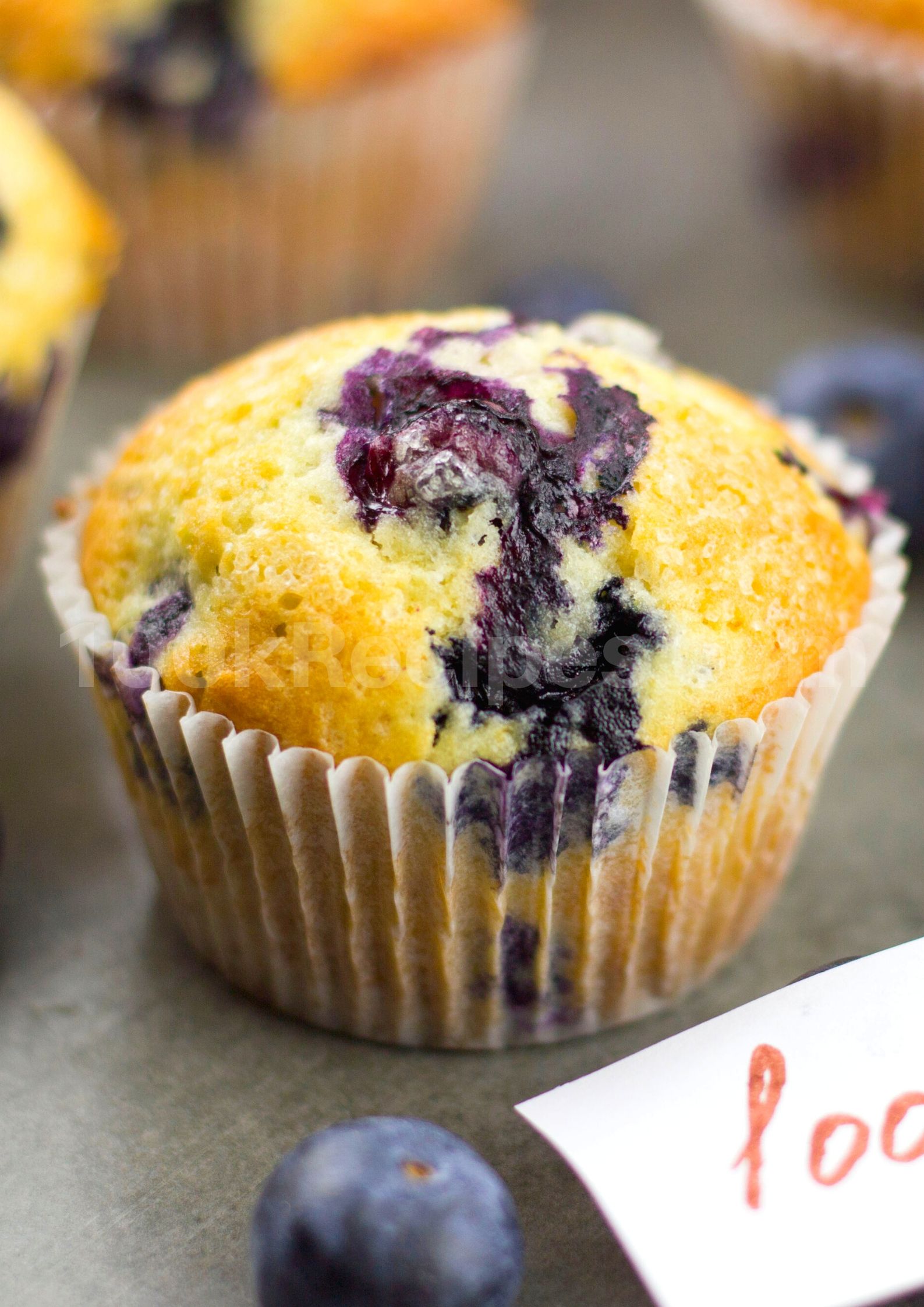 Quick and Easy Blueberry Muffins Recipe - 100kRecipes