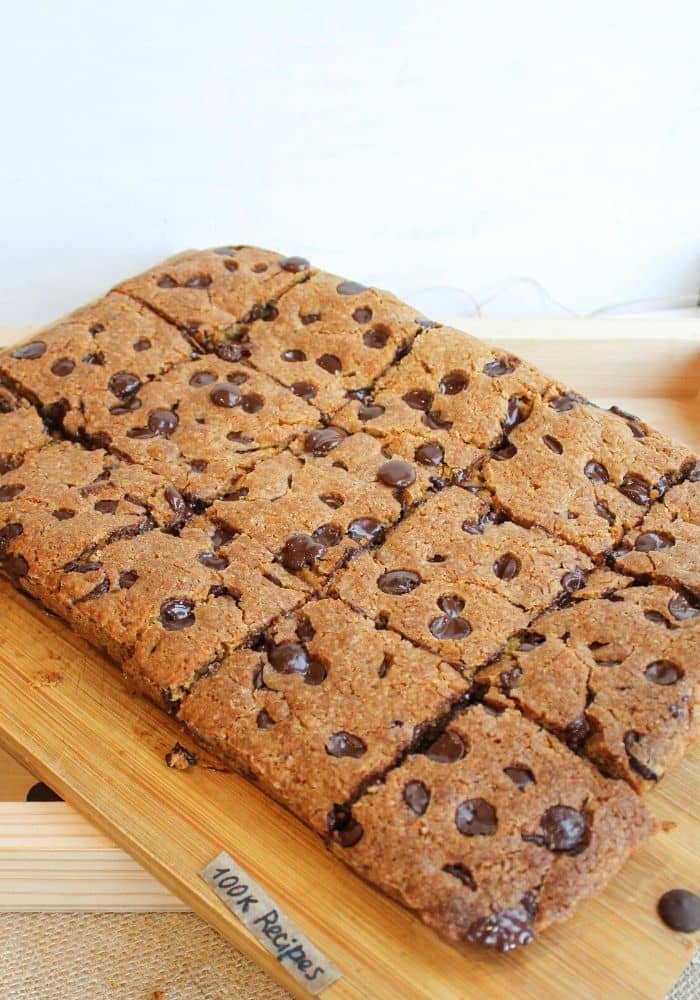 CHEWY CHOCOLATE CHIP COOKIE BARS