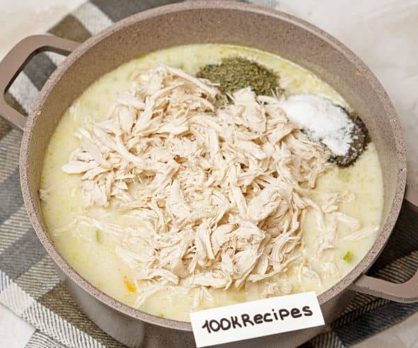 Easy Chicken and Dumplings Recipe | 100KRecipes