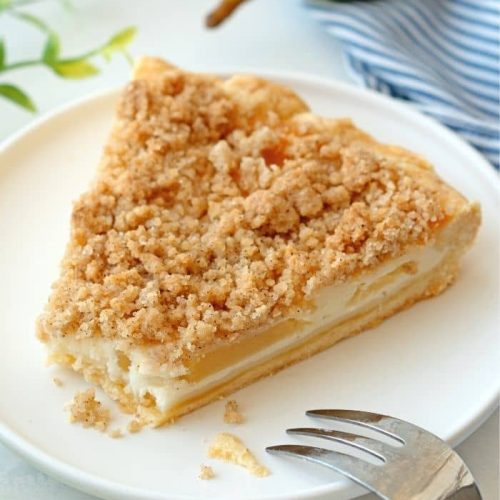 Easy Pear Crumble Pie Recipe - 100KRecipes