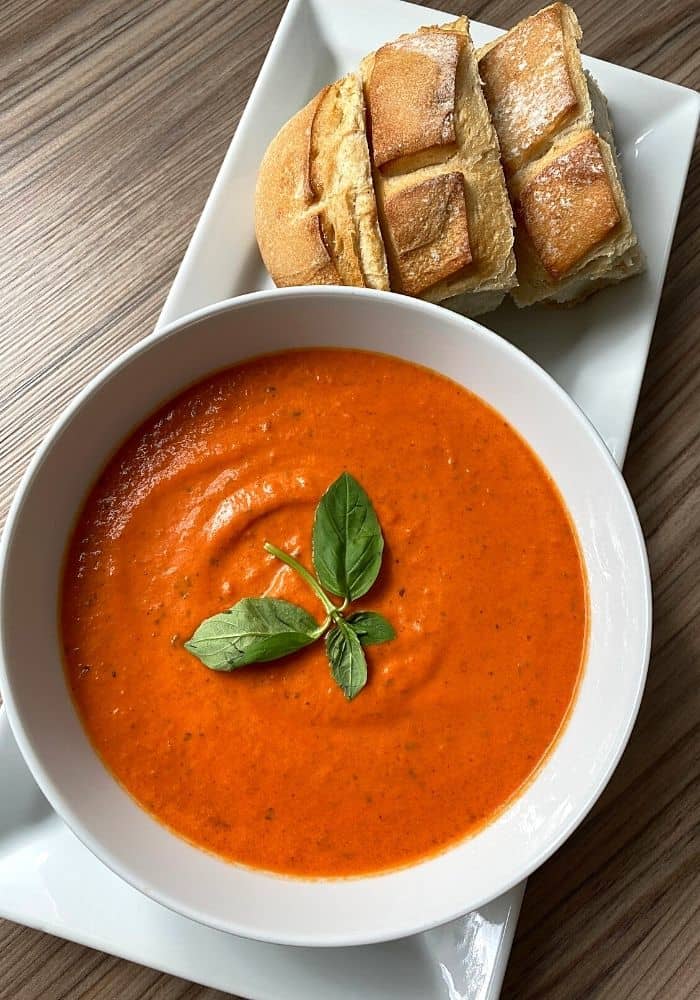 Homemade Roasted Tomato Basil Soup | 100K Recipes