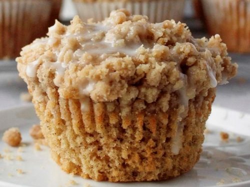 Easy Coffee Cake Muffins with Crumb Topping - What Molly Made