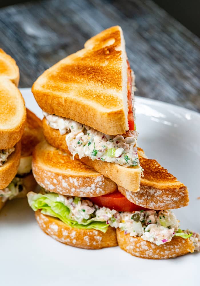 tuna salad sandwich ingredients