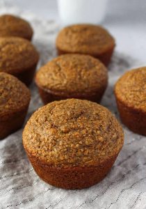 Healthy Bran Muffin with Applesauce (Easy Recipes)