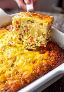 Easy Brunch Casserole Recipe (Make Ahead Breakfast)