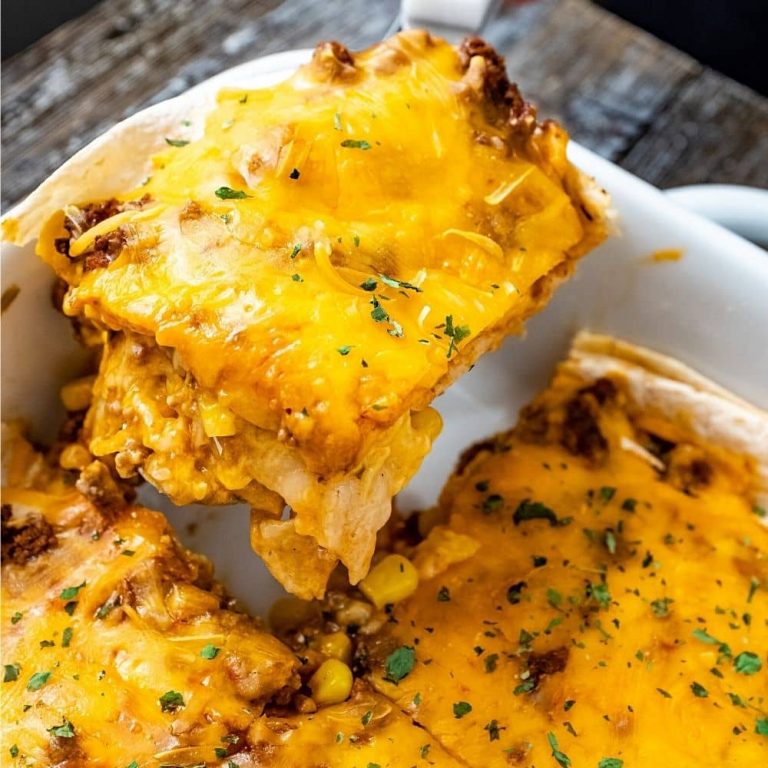 Easy Ground Beef Enchilada Casserole Recipe l 100KRecipes