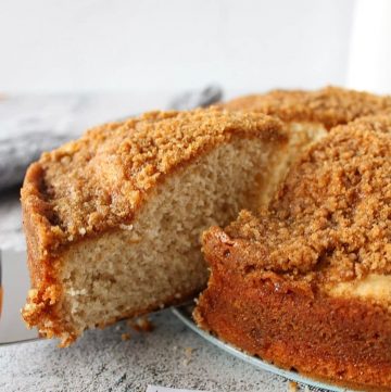 How to Make Cinnamon Coffee Cake with Bisquick