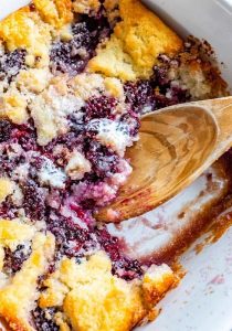 Easy Blackberry Cobbler Recipe - 100K-Recipes