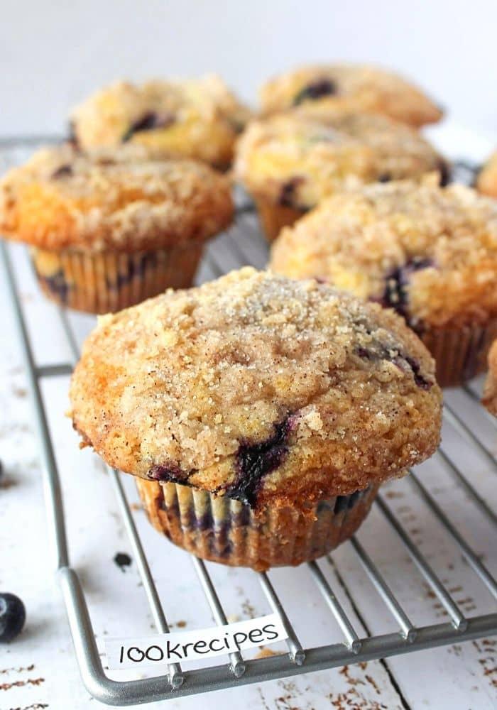 To Die For Blueberry Muffins With Crumble Topping