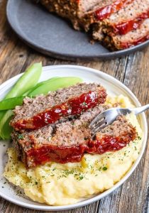 Cracker Barrel Meatloaf Recipe - 100k Recipes